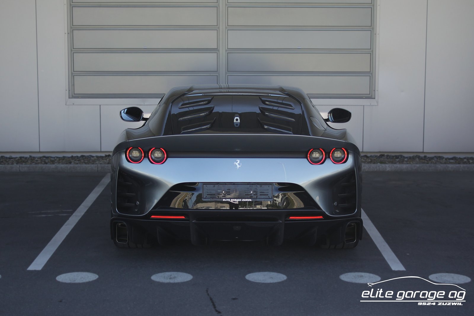 FERRARI 812 Competizione AUS 1. HAND, Essence, Occasion / Utilisé, Automatique - 4