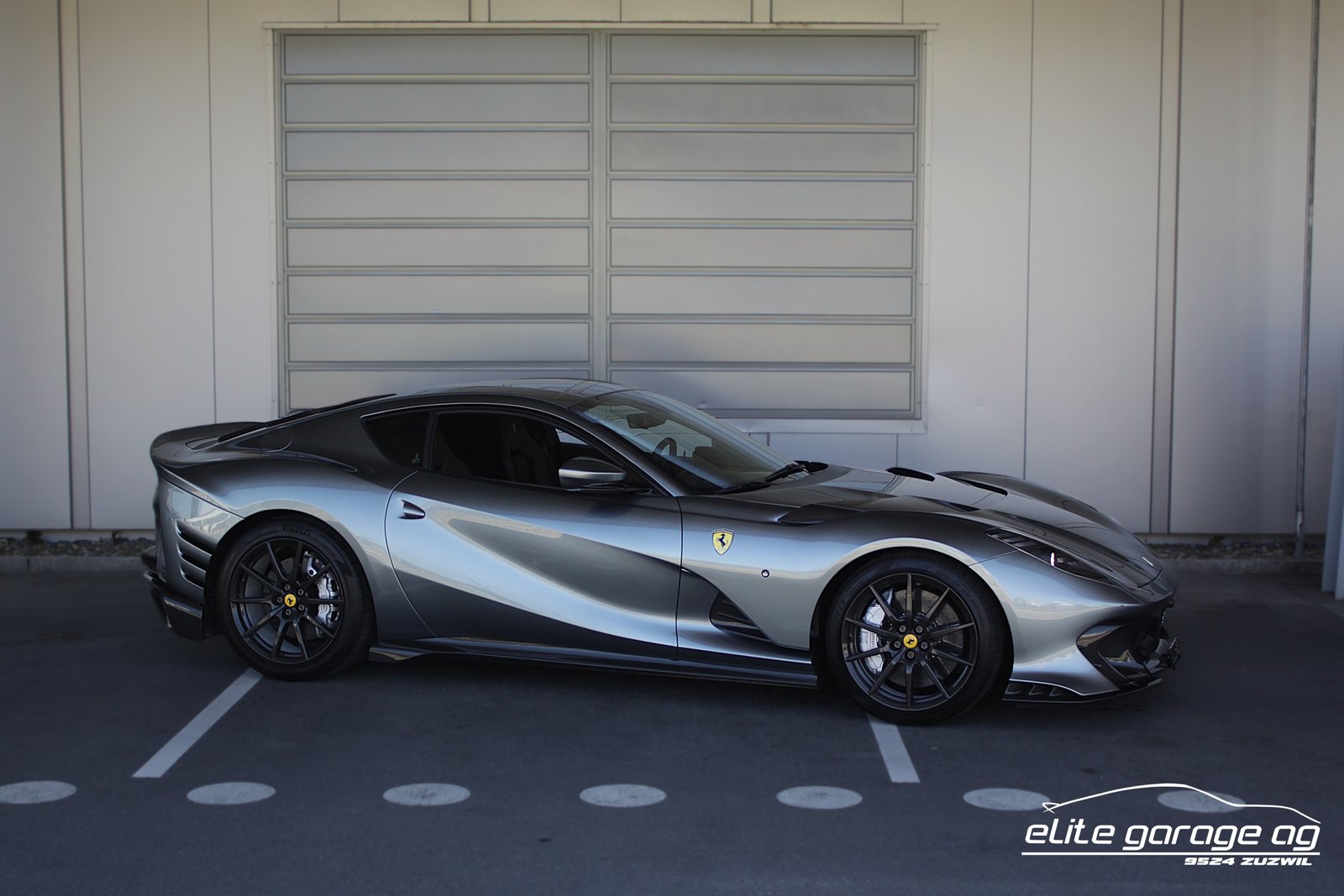 FERRARI 812 Competizione AUS 1. HAND, Essence, Occasion / Utilisé, Automatique - 7