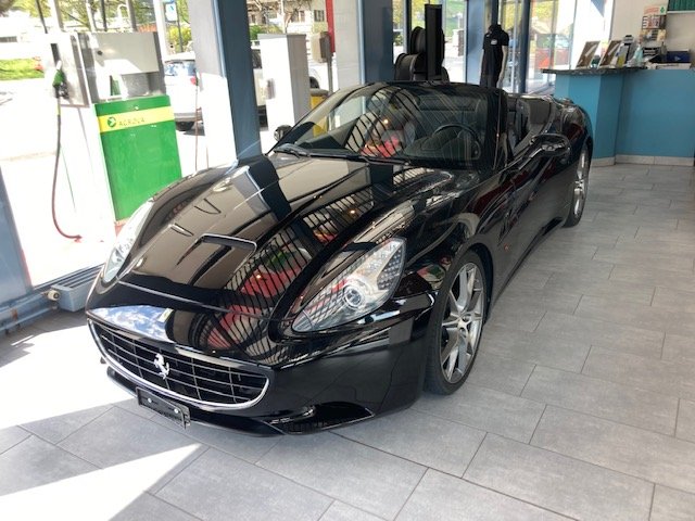 FERRARI California 4.3