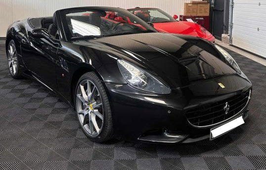 FERRARI California 4.3