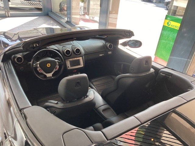 FERRARI California 4.3, Petrol, Second hand / Used, Automatic - 6