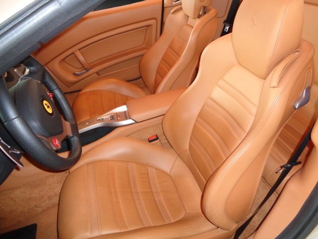 FERRARI California 4.3 V8, Petrol, Second hand / Used, Automatic - 5