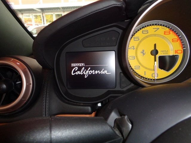 FERRARI California 4.3 V8, Petrol, Second hand / Used, Automatic - 6