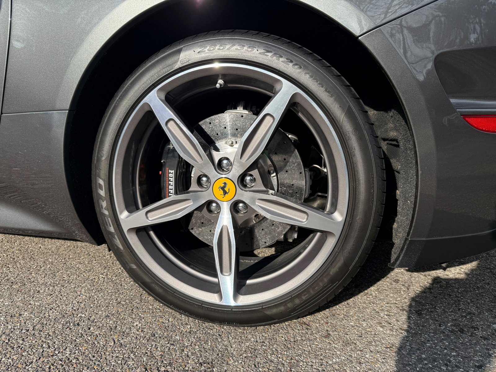 FERRARI California 3.9 V8 T, Essence, Occasion / Utilisé, Automatique - 4