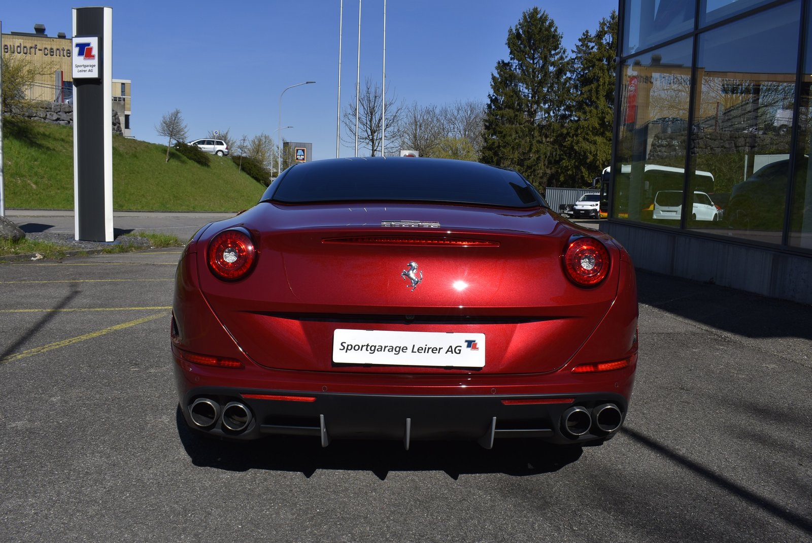 FERRARI California 3.9 V8 T, Benzin, Occasion / Gebraucht, Automatik - 5