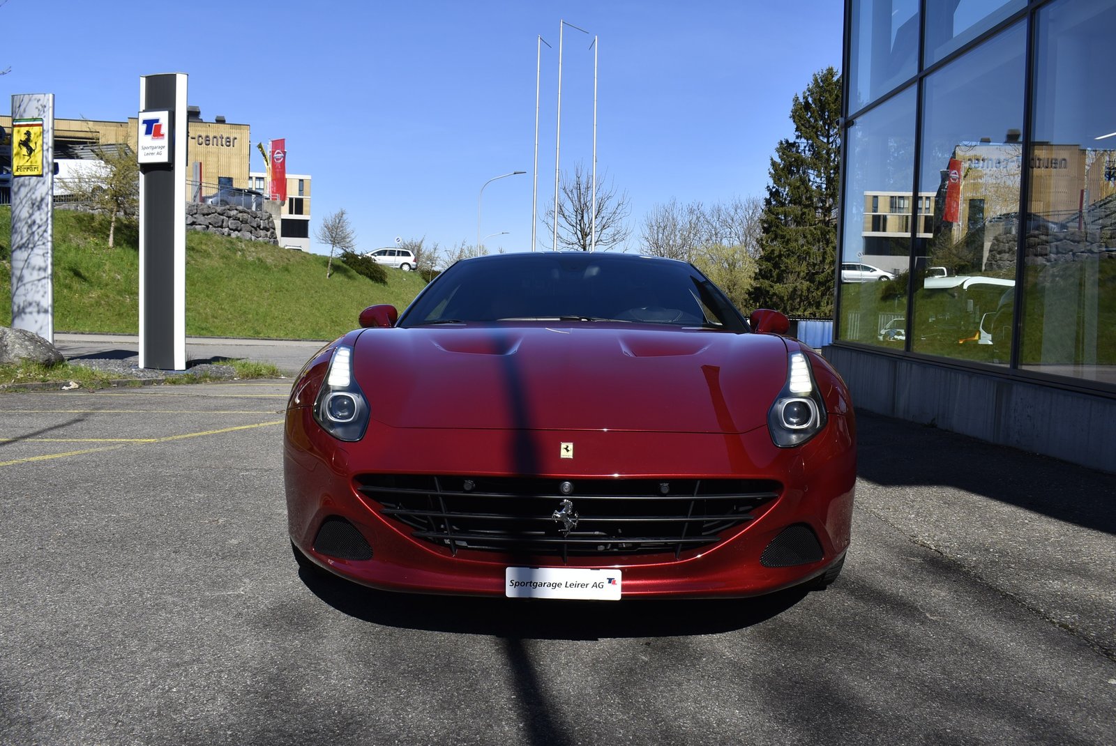 FERRARI California 3.9 V8 T, Benzin, Occasion / Gebraucht, Automatik - 6