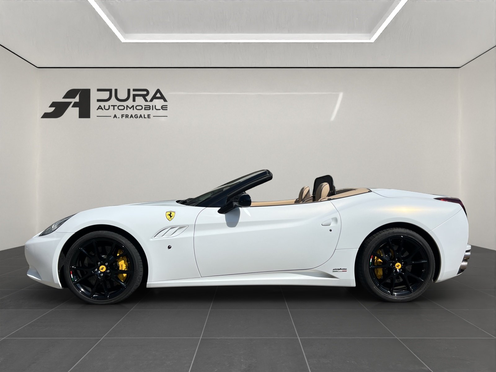 FERRARI California 4.3 V8 - Trenta, Petrol, Second hand / Used, Automatic - 5