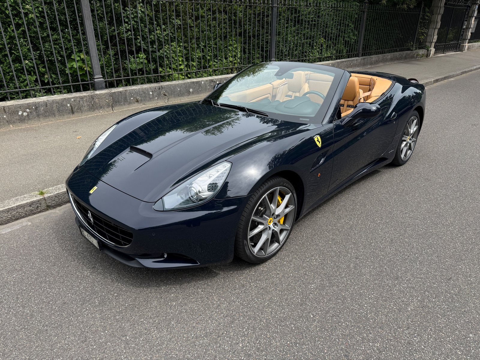 FERRARI California 4.3 V8