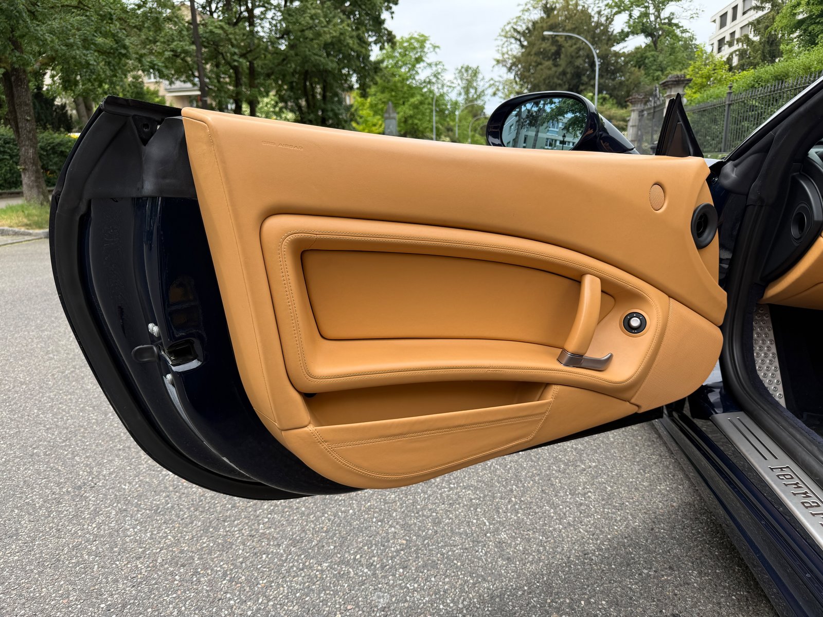 FERRARI California 4.3 V8, Benzin, Occasion / Gebraucht, Automatik - 6