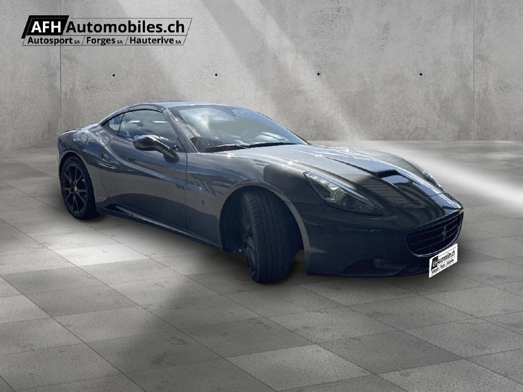 FERRARI California 4.3, Benzin, Occasion / Gebraucht, Automatik - 7