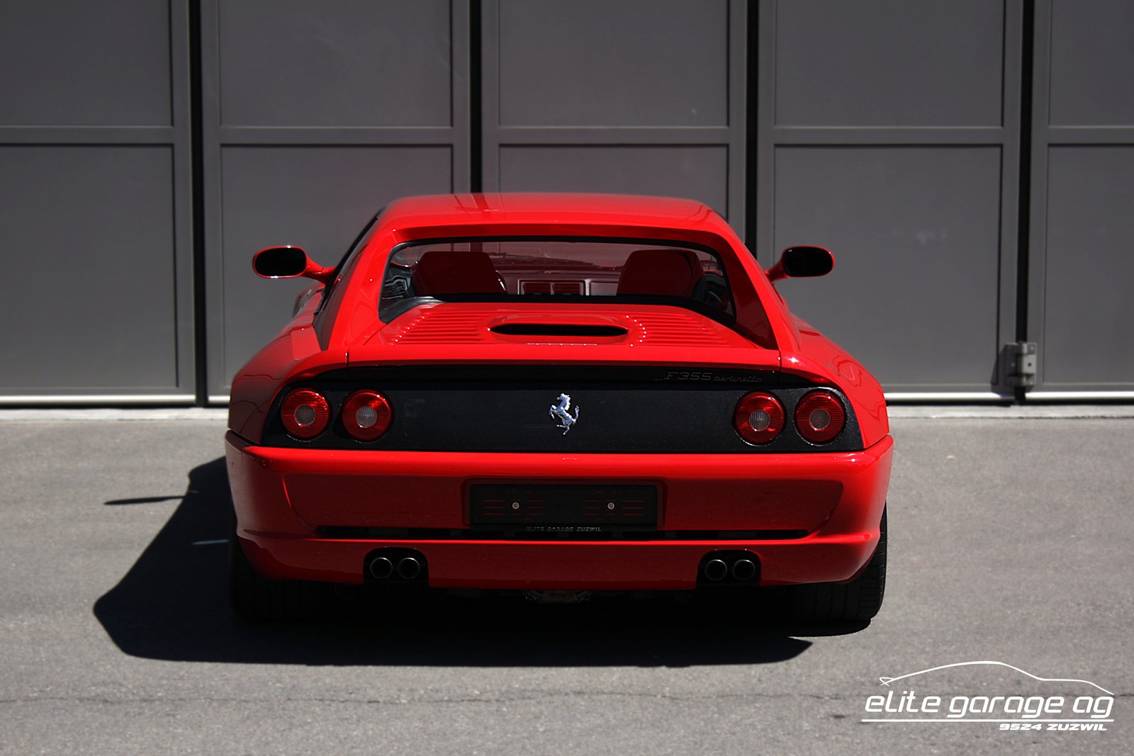 FERRARI F355 Berlinetta HANDSCHALTER MIT CHALLENGE GRILL, Benzina, Auto d'epoca, Manuale - 4