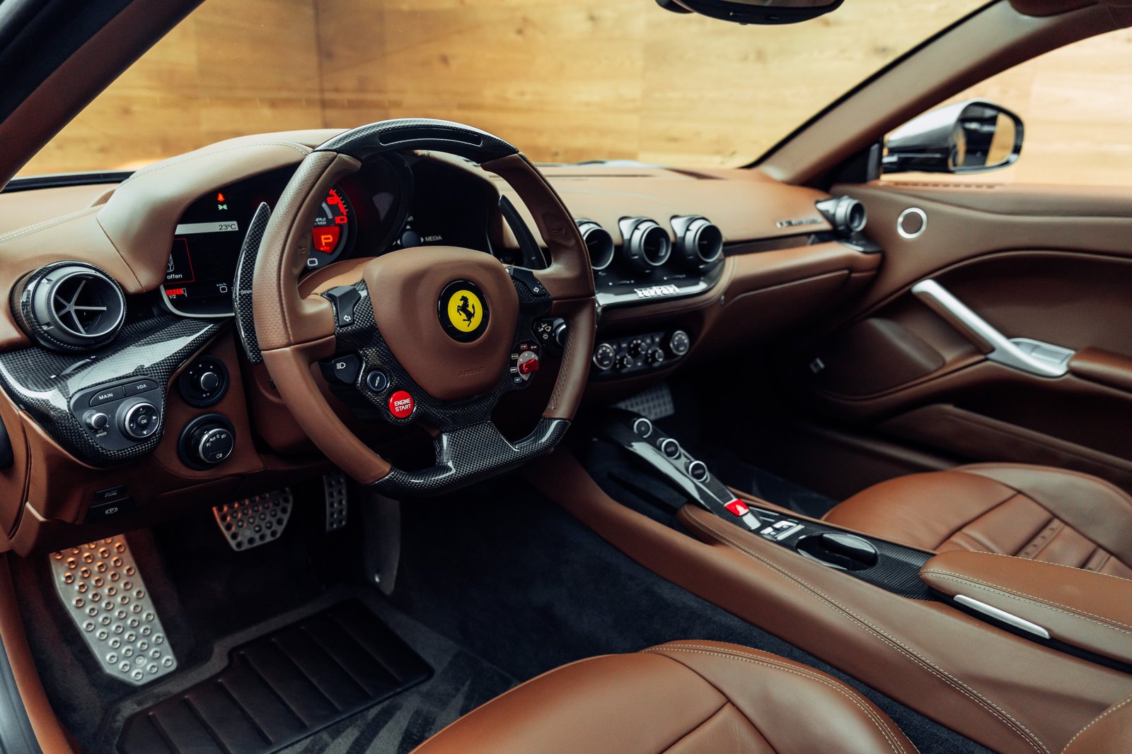 FERRARI F12 Berlinetta Canna di Fucile, Benzin, Occasion / Gebraucht, Automatik - 5