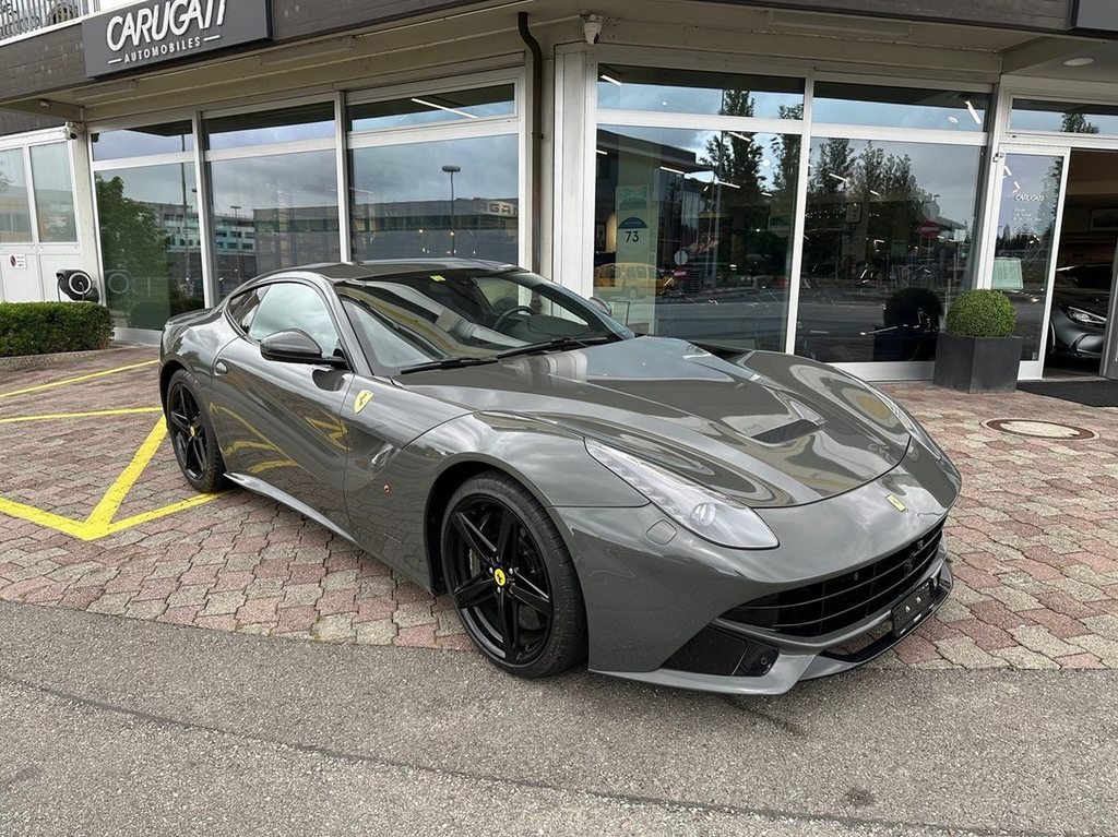 FERRARI F12 Berlinetta