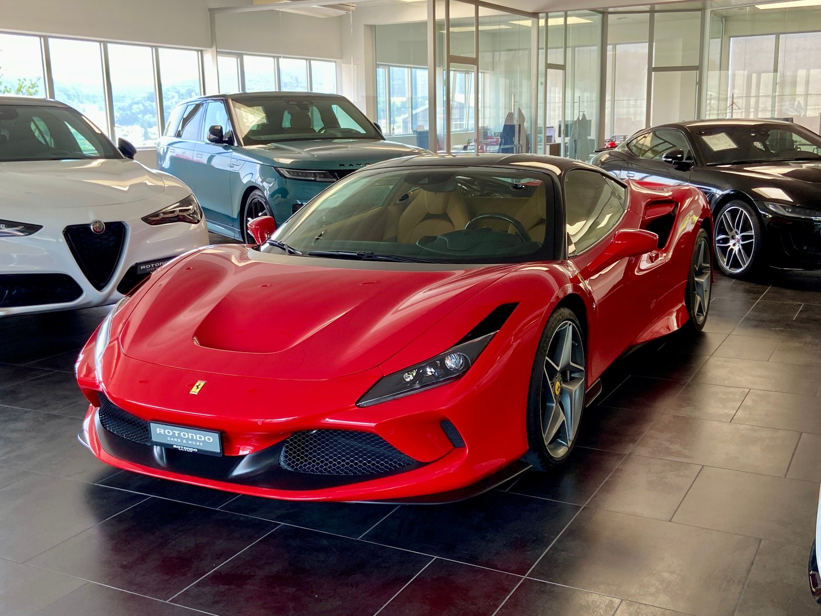 FERRARI F8 Tributo, Benzina, Occasioni / Usate, Automatico - 2
