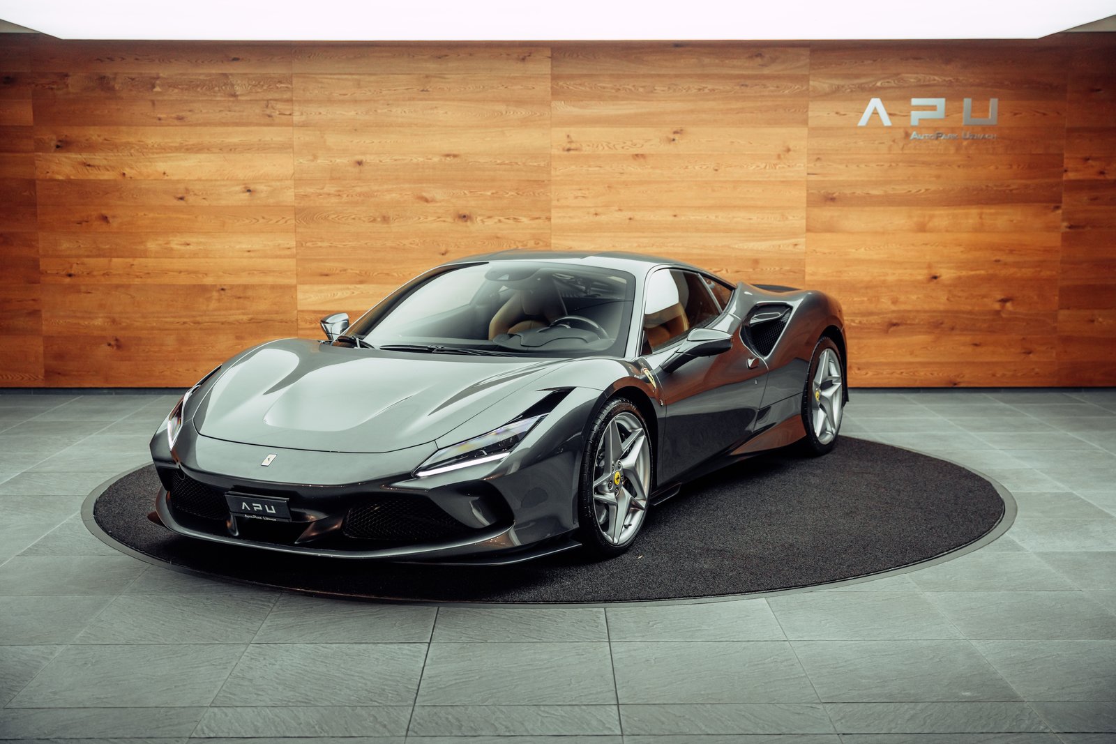 FERRARI F8 Tributo, Essence, Occasion / Utilisé, Automatique - 4