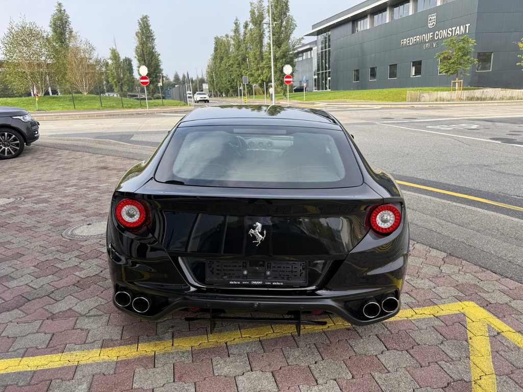 FERRARI FF 6.3, Essence, Occasion / Utilisé, Automatique - 7
