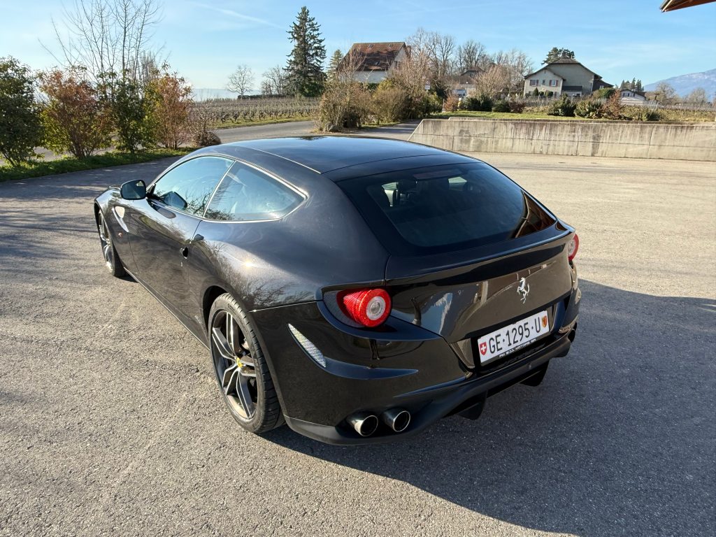 FERRARI FF 6.3, Essence, Occasion / Utilisé, Automatique - 5