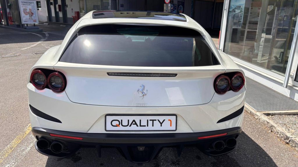 FERRARI GTC 6.3, Benzin, Occasion / Gebraucht, Automatik - 7