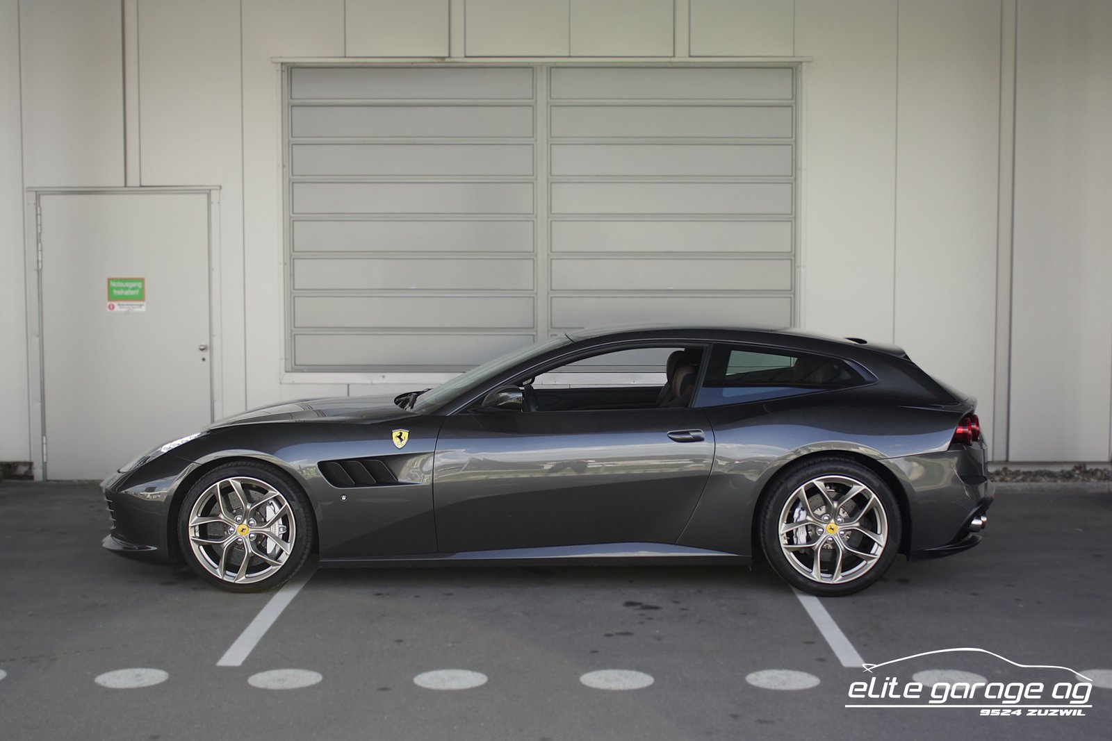 FERRARI GTC 4 Lusso T, Essence, Occasion / Utilisé, Automatique - 2