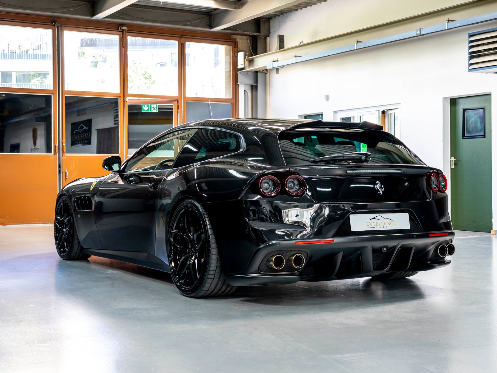 FERRARI GTC 4 Lusso, Petrol, Second hand / Used, Automatic - 6