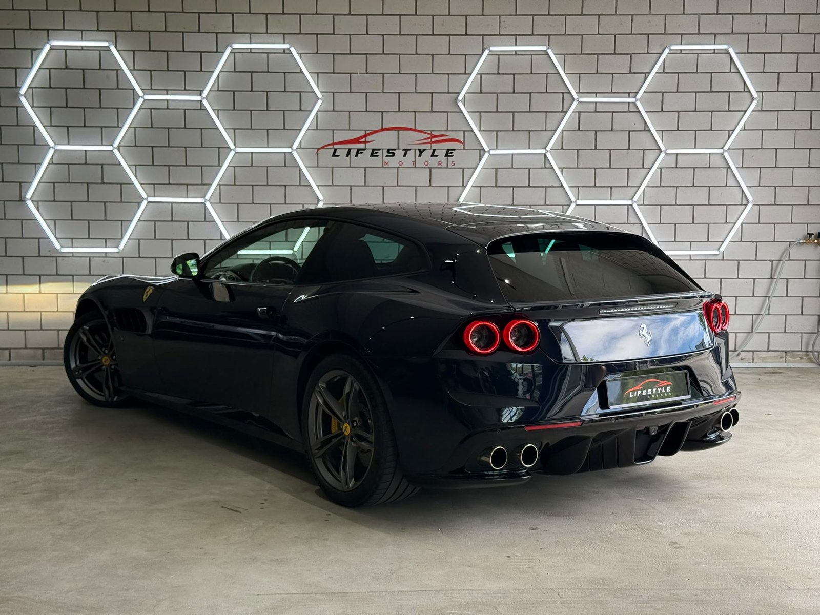 FERRARI GTC 4 Lusso, Essence, Occasion / Utilisé, Automatique - 3