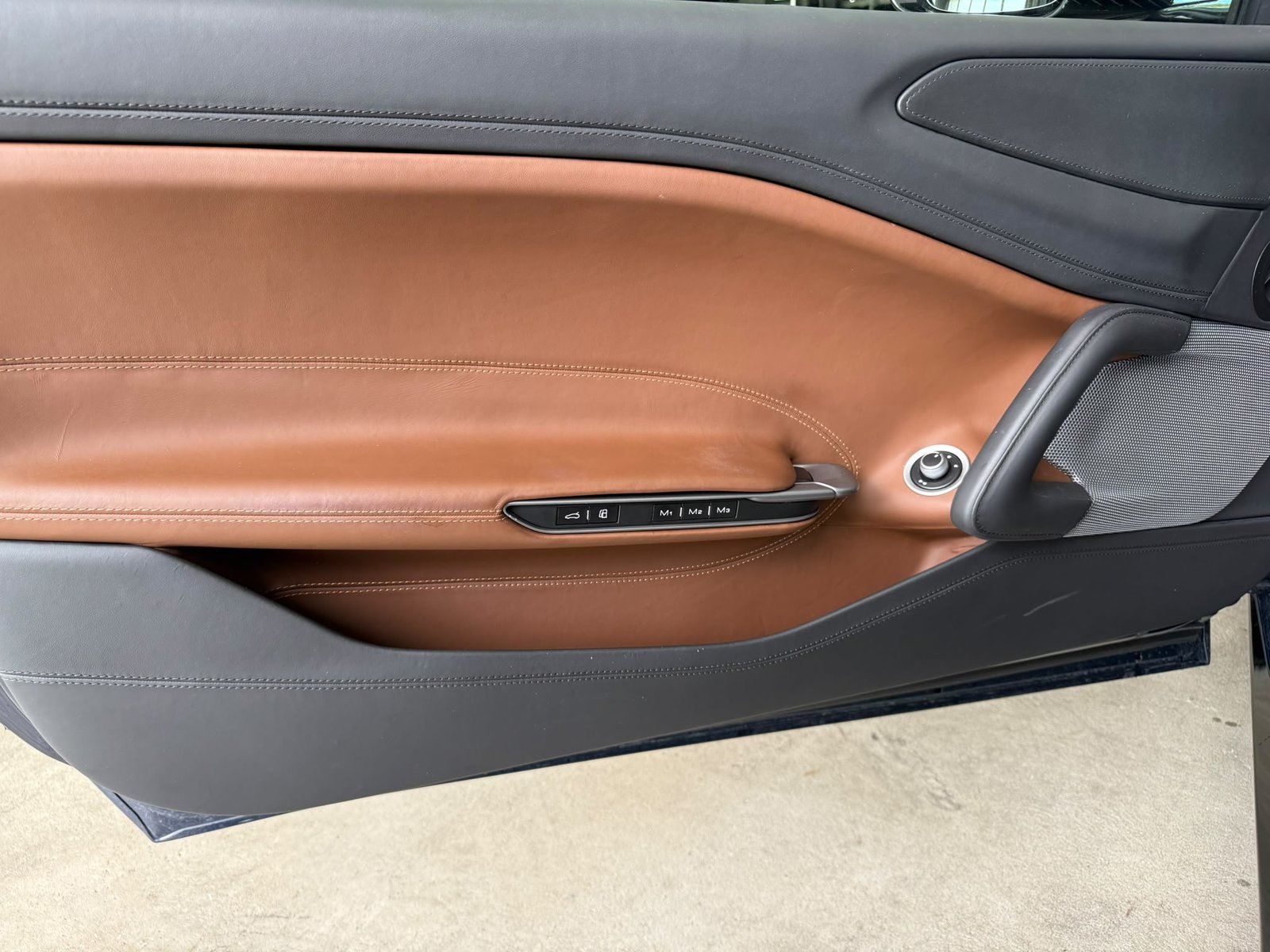 FERRARI GTC 4 Lusso, Essence, Occasion / Utilisé, Automatique - 6