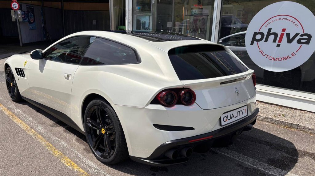 FERRARI GTC 6.3, Benzin, Occasion / Gebraucht, Automatik - 5