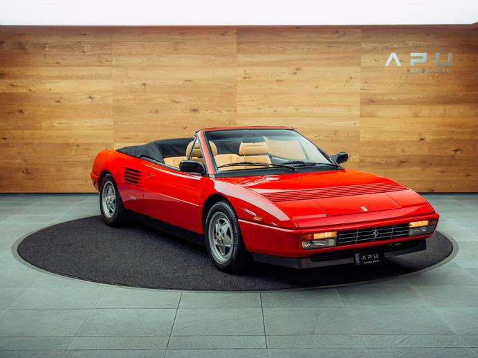 FERRARI Mondial 3.4 T Cabriolet, Petrol, Second hand / Used, Manual