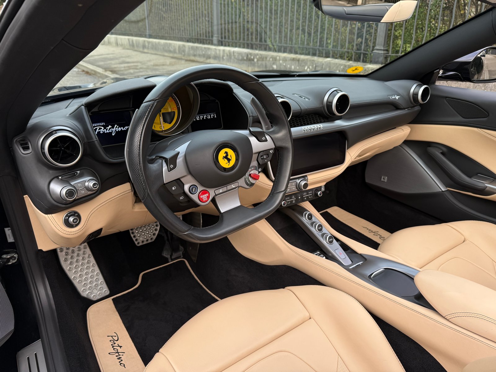 FERRARI Portofino 3.9 V8 T, Petrol, Second hand / Used, Automatic - 5