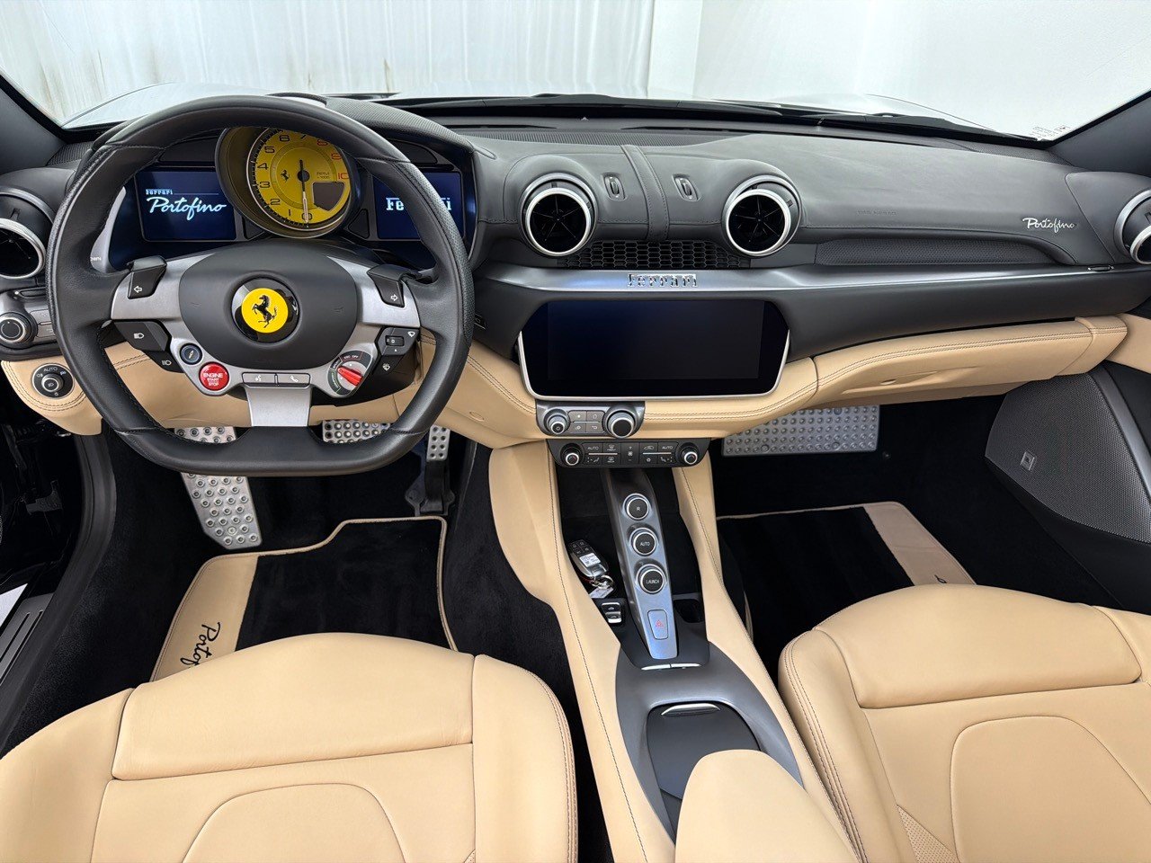 FERRARI Portofino 3.9 V8 T, Benzin, Occasion / Gebraucht, Automatik - 7