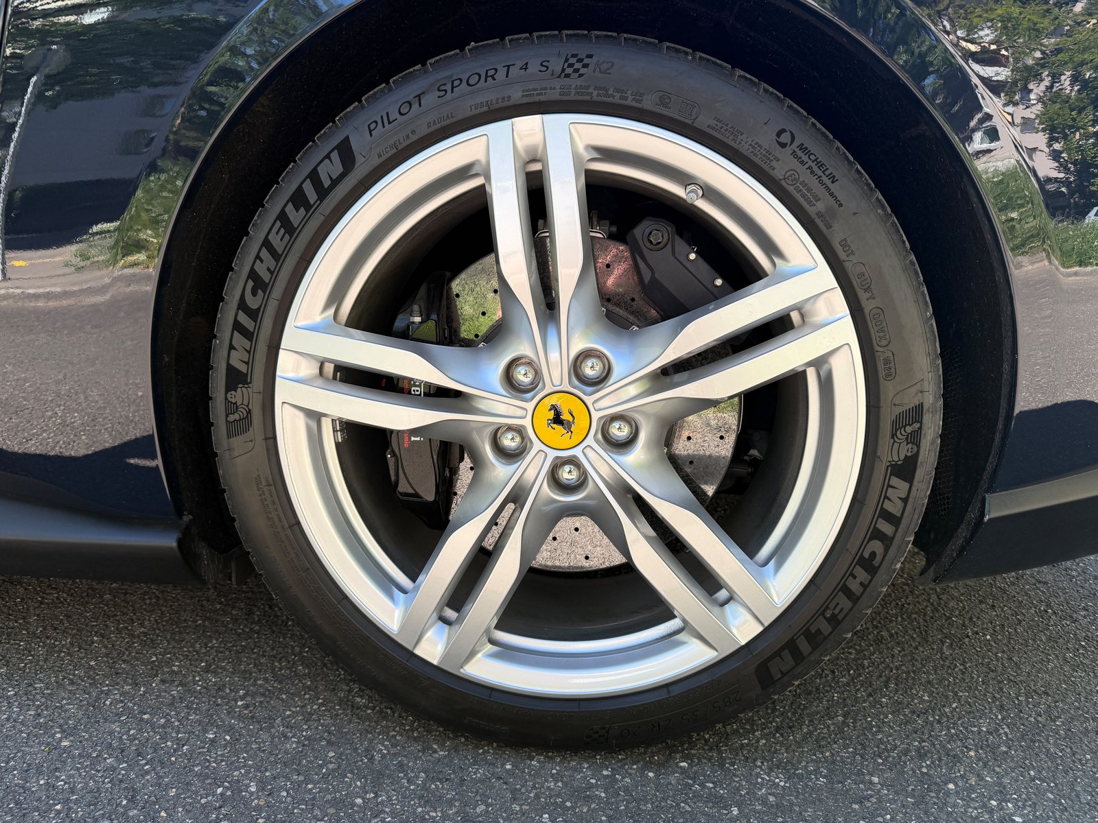 FERRARI Portofino 3.9 V8 T, Petrol, Second hand / Used, Automatic - 4