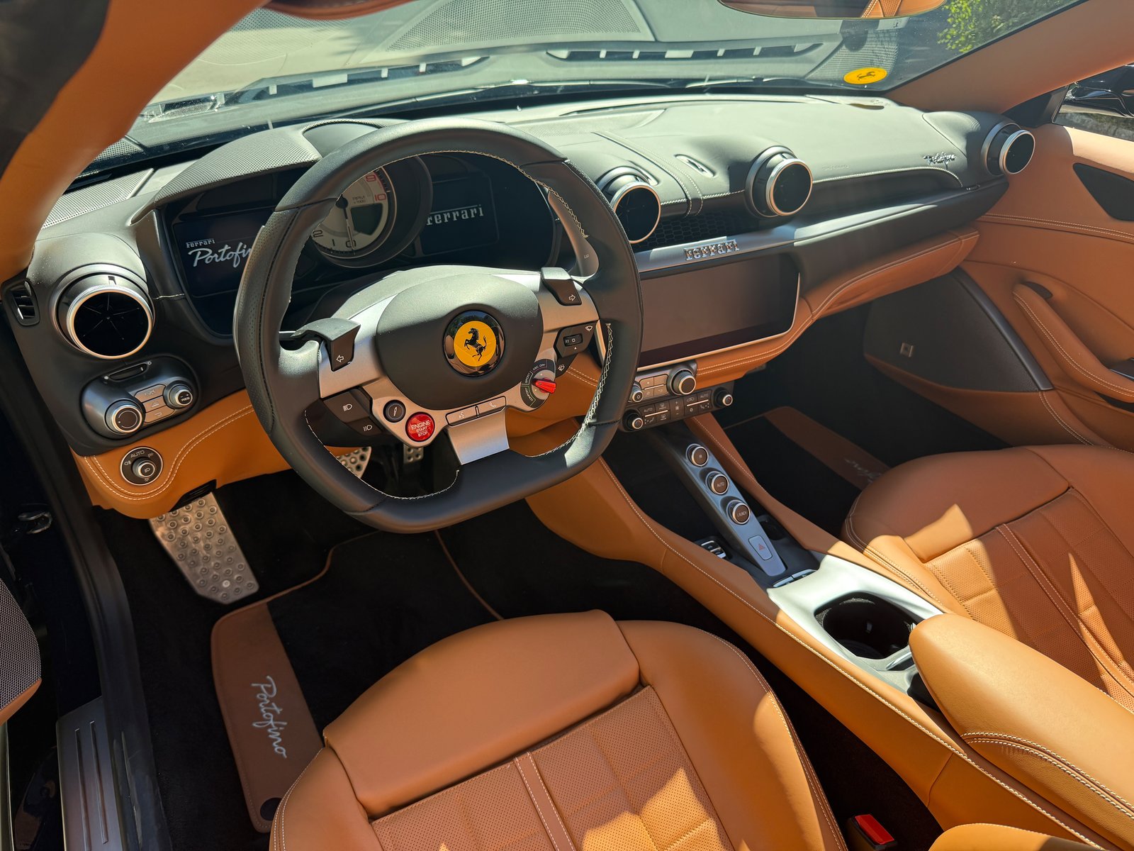 FERRARI Portofino 3.9 V8 T, Petrol, Second hand / Used, Automatic - 5