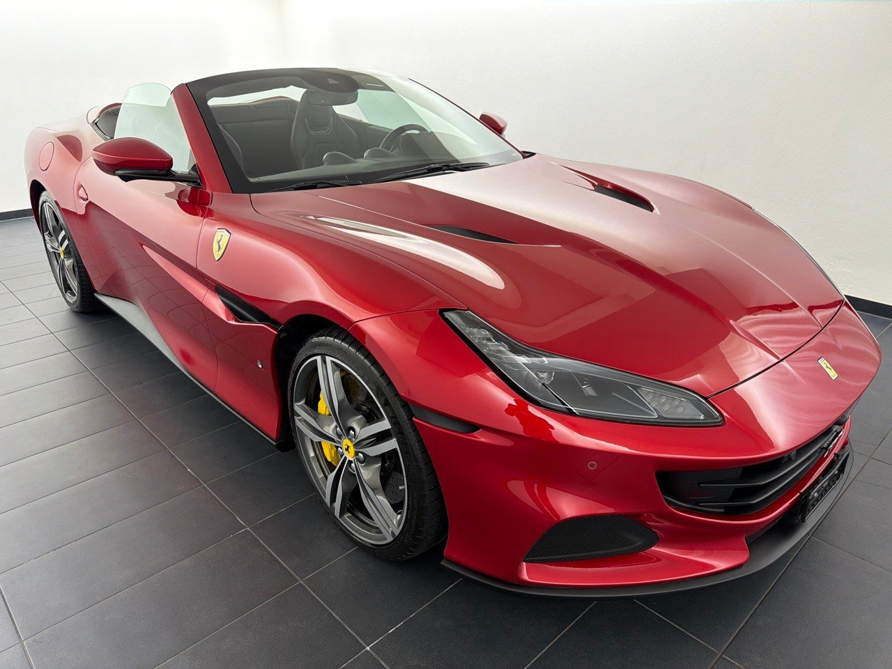 FERRARI Portofino M, Essence, Occasion / Utilisé, Automatique - 4