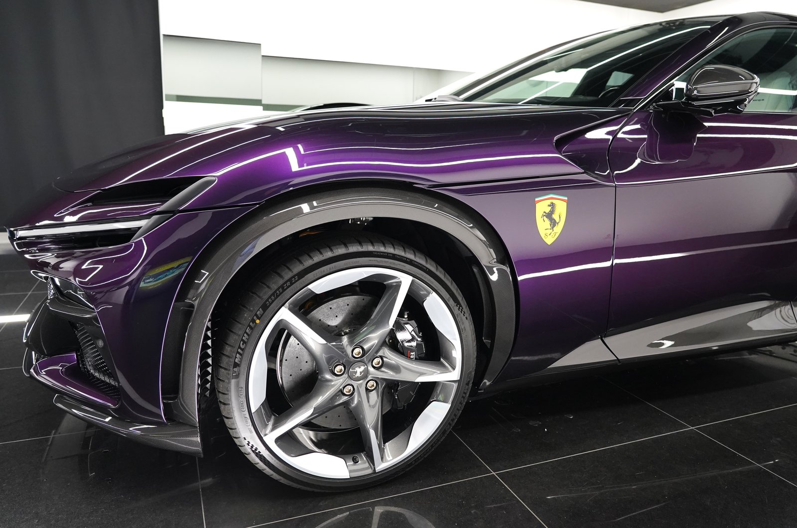 FERRARI Purosangue 6.5 V12, Benzin, Neuwagen, Automatik - 7