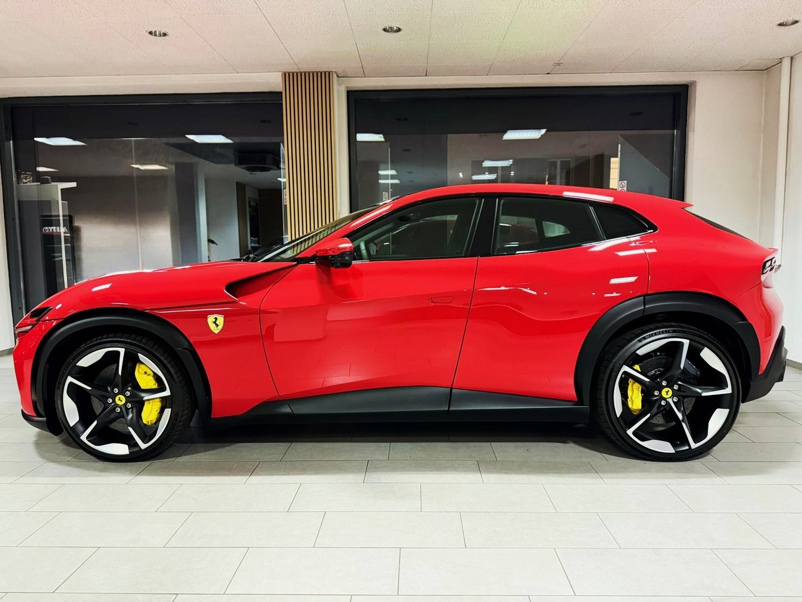 FERRARI PUROSANGUE 6.5 V12, Petrol, New car, Automatic - 3