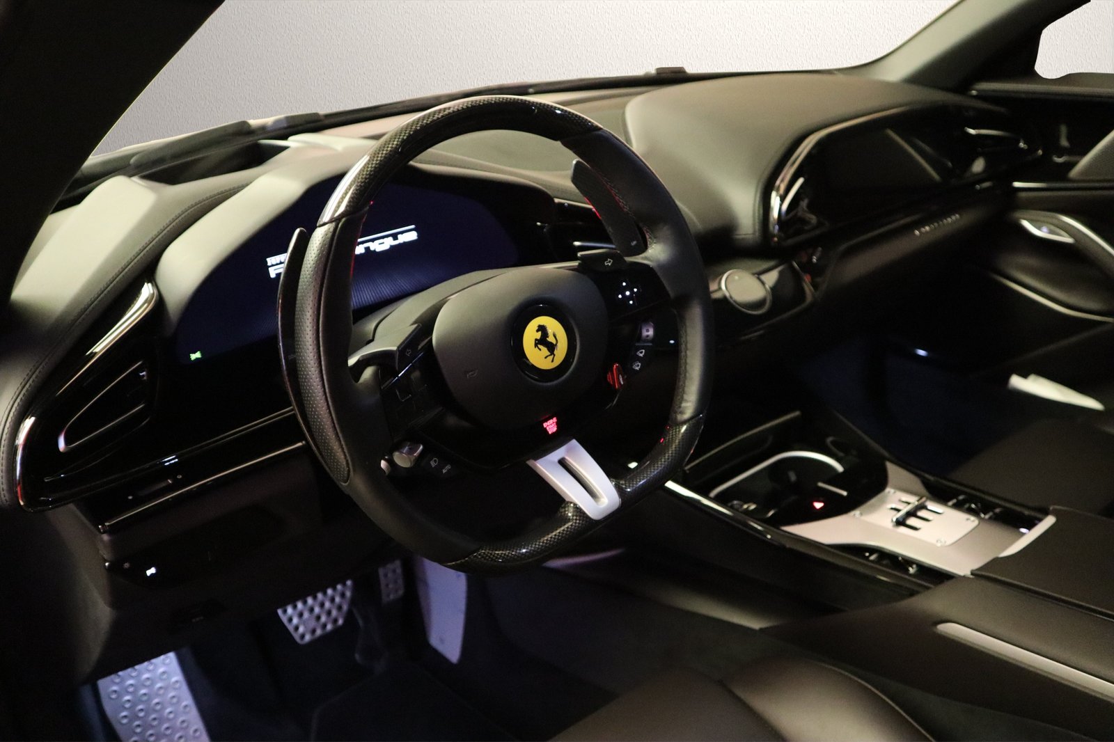 FERRARI PUROSANGUE, Benzin, Occasion / Gebraucht, Automatik - 3