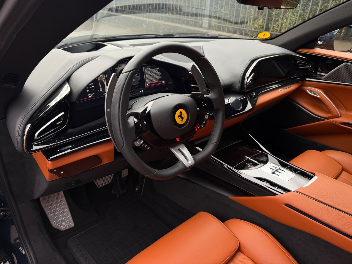 FERRARI PUROSANGUE, Essence, Occasion / Utilisé, Automatique - 6