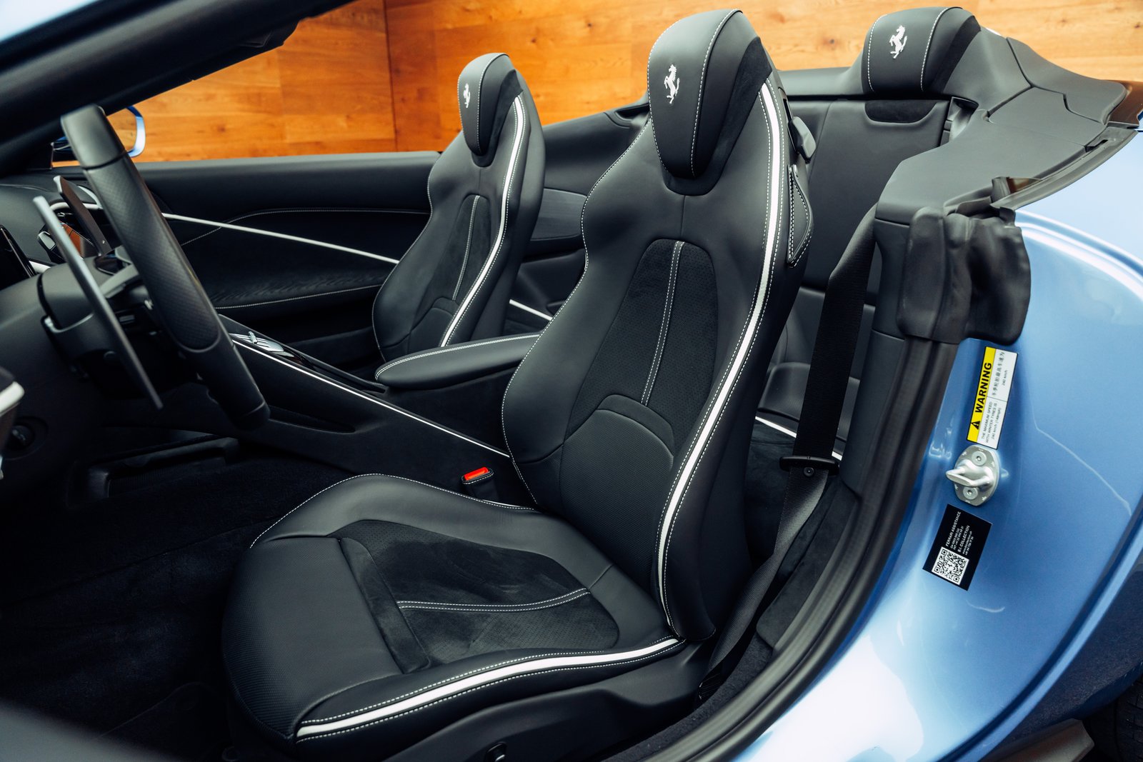 FERRARI Roma 3.9 V8 T Spider Azzurro California, Petrol, Second hand / Used, Automatic - 6