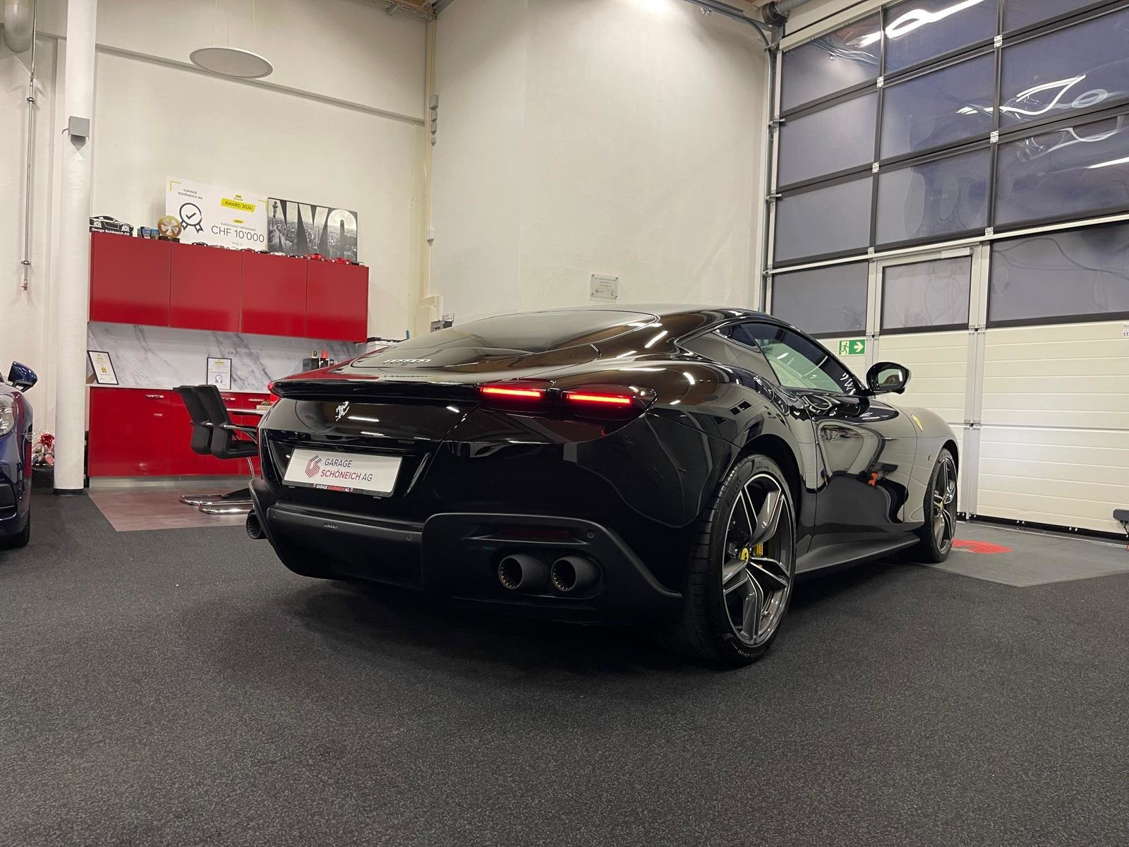 FERRARI Roma 3.9 Turbo, Petrol, Second hand / Used, Automatic - 5