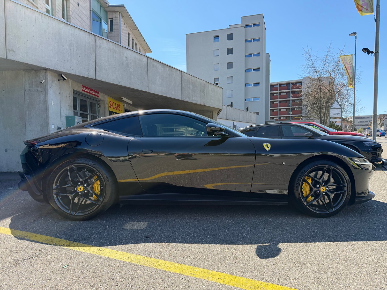 FERRARI Roma 3.9 V8 T, Benzin, Occasion / Gebraucht, Automatik - 5