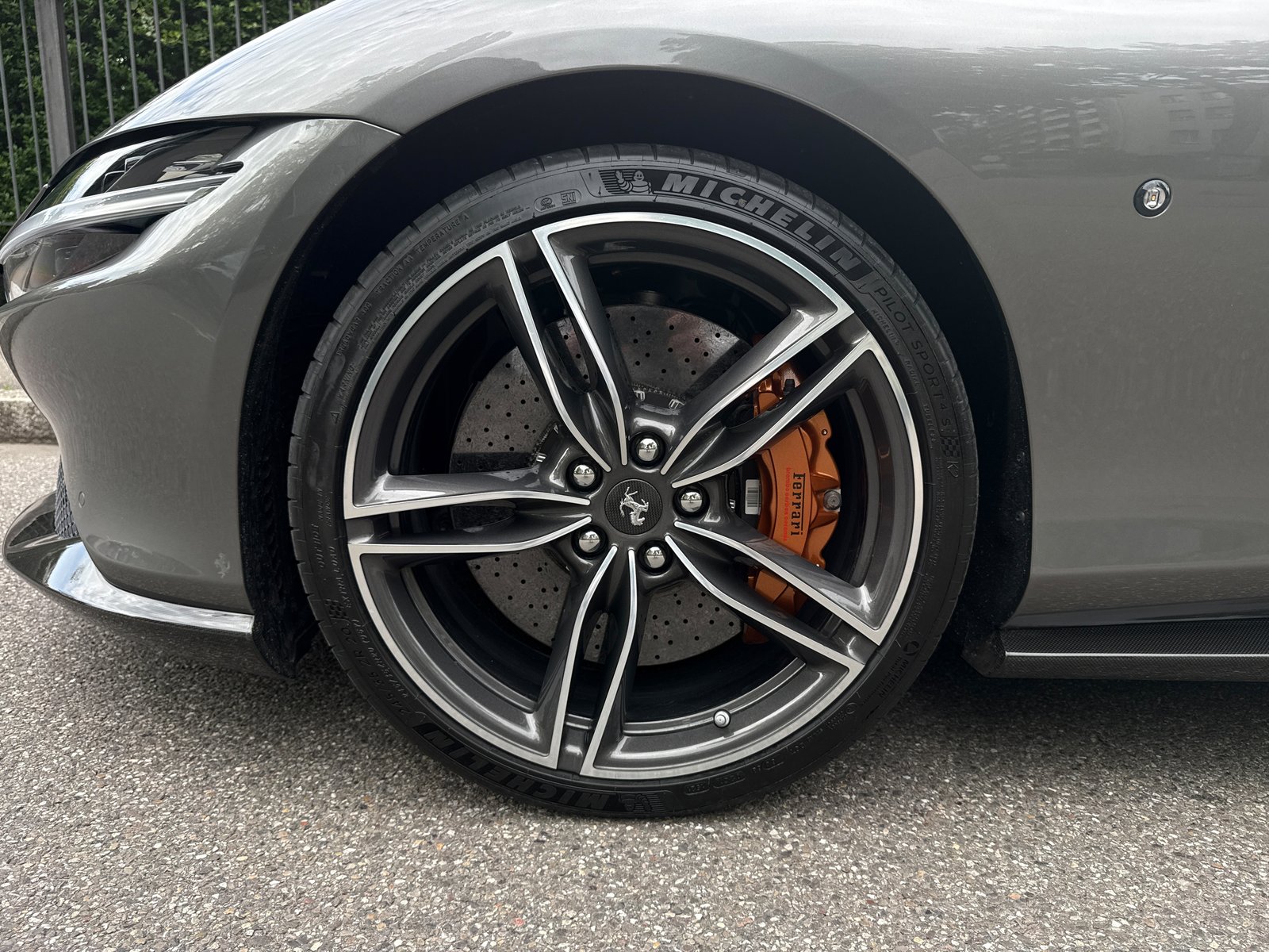 FERRARI Roma 3.9 V8 T, Essence, Occasion / Utilisé, Automatique - 4