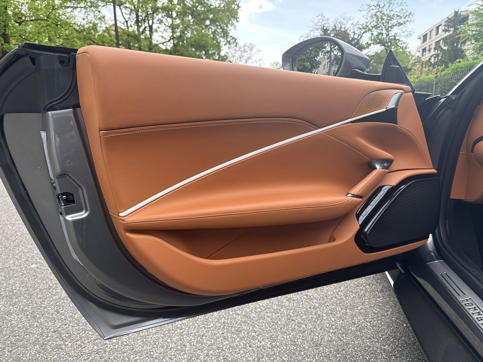 FERRARI Roma 3.9 V8 T, Essence, Occasion / Utilisé, Automatique - 7