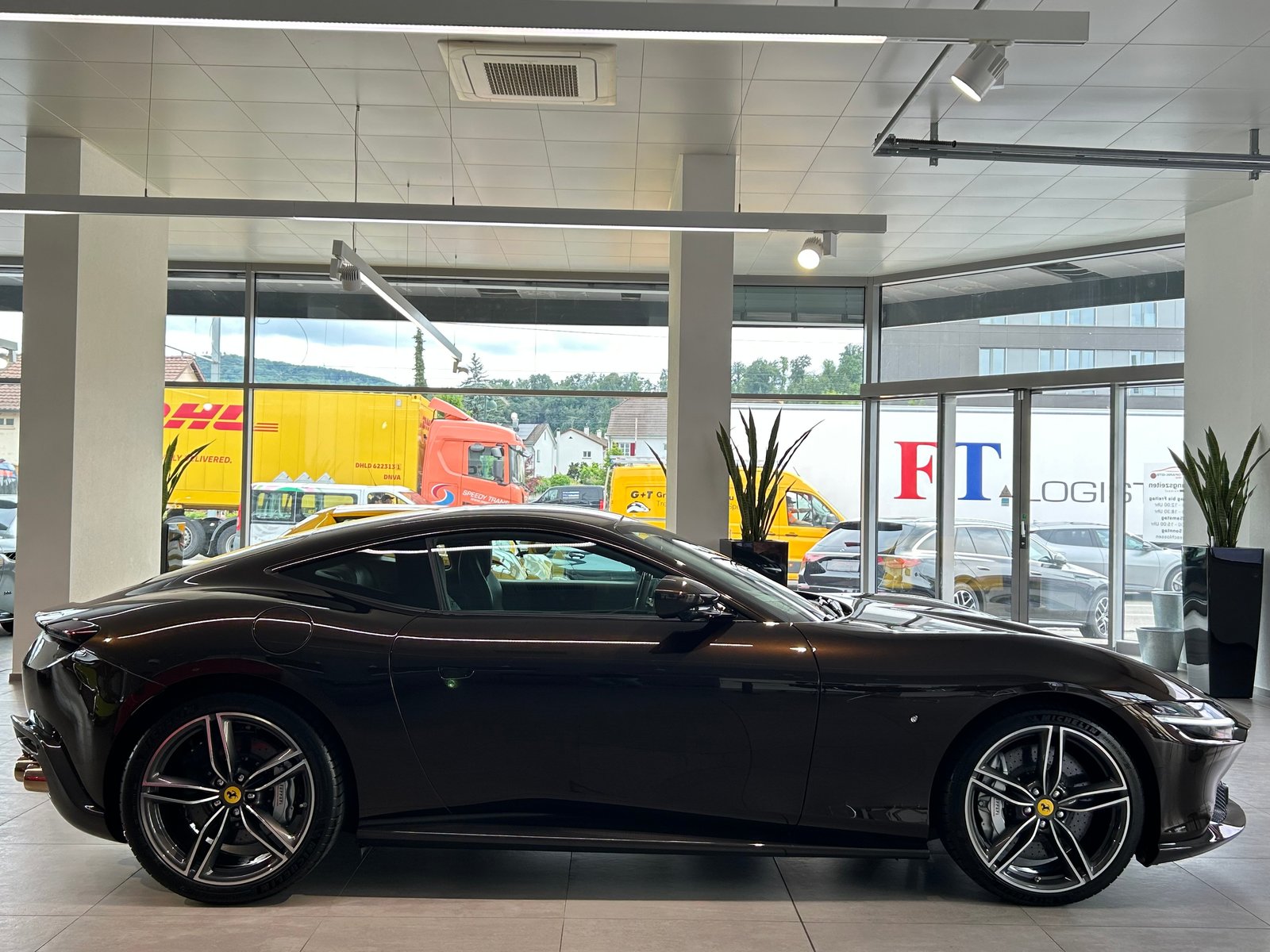 FERRARI Roma 3.9 V8 T, Petrol, Second hand / Used, Automatic - 5
