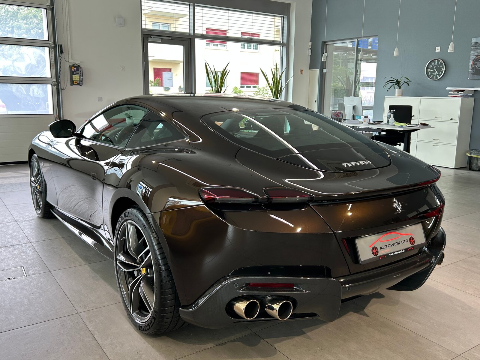 FERRARI Roma 3.9 V8 T, Petrol, Second hand / Used, Automatic - 6