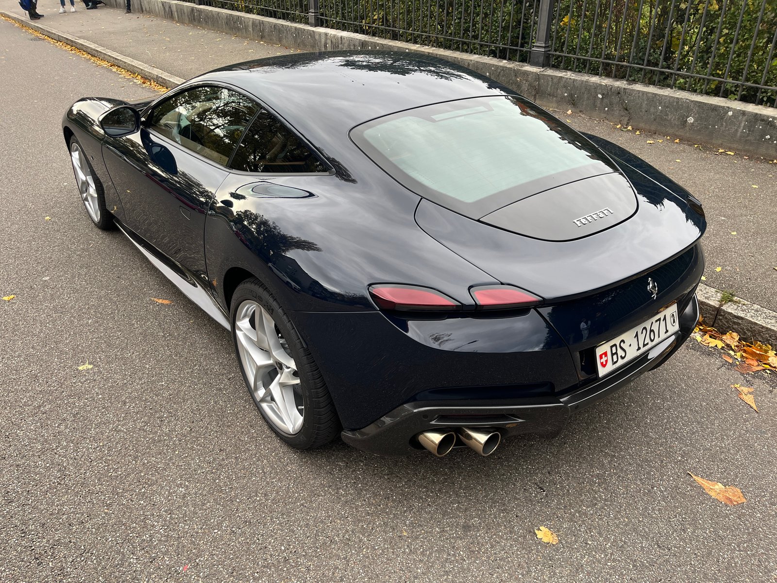 FERRARI Roma 3.9 V8 T, Benzin, Occasion / Gebraucht, Automat - 2