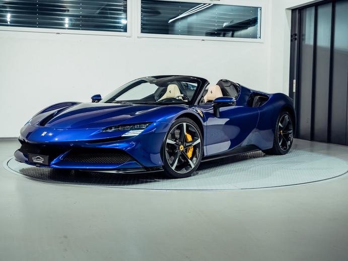 FERRARI SF90 Spider, Plug-in-Hybrid Benzina/Elettrica, Occasioni / Usate, Automatico