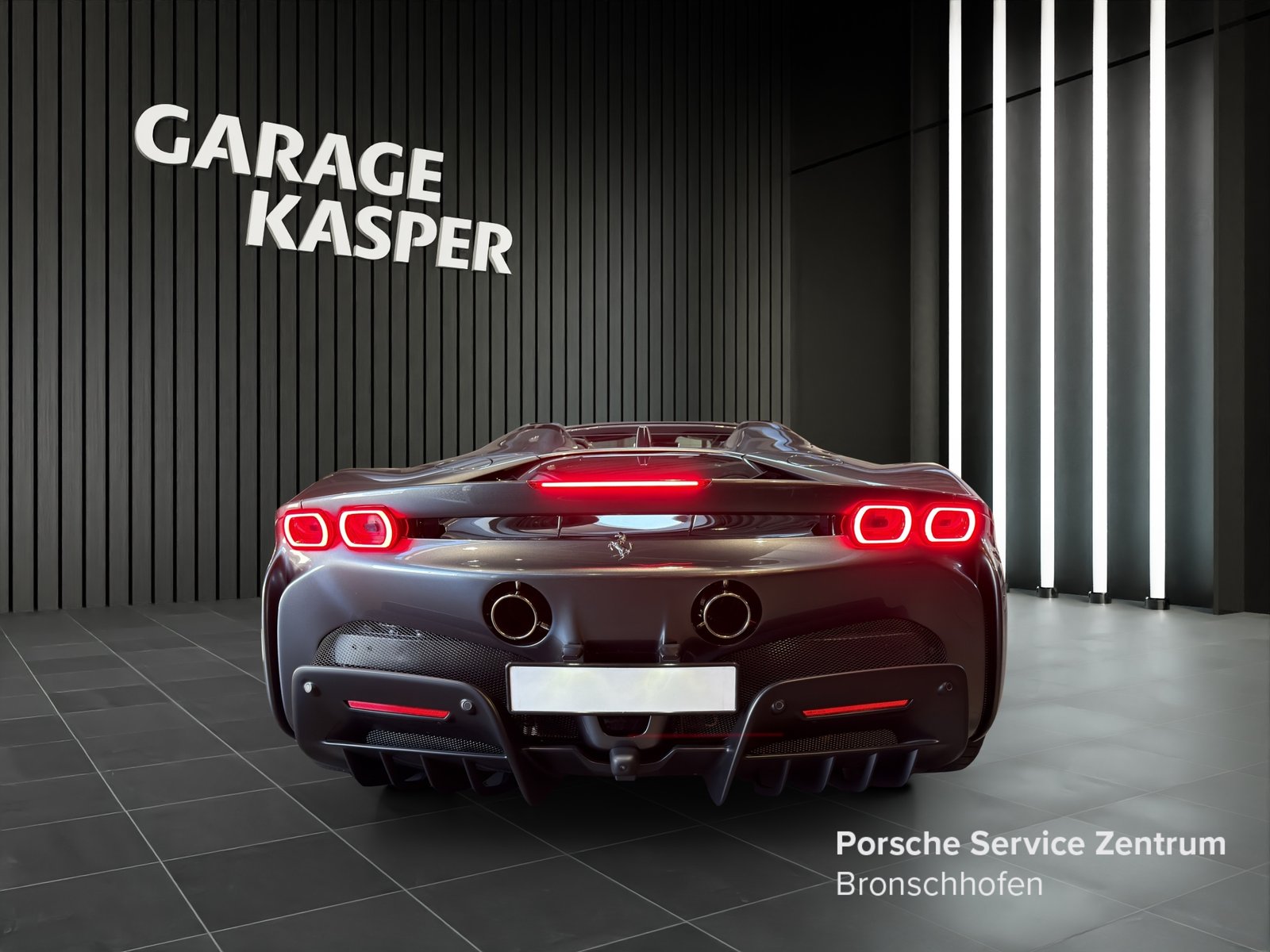 FERRARI SF 90 Spider, Hybride Rechargeable Essence/Électricité, Occasion / Utilisé, Automatique - 4