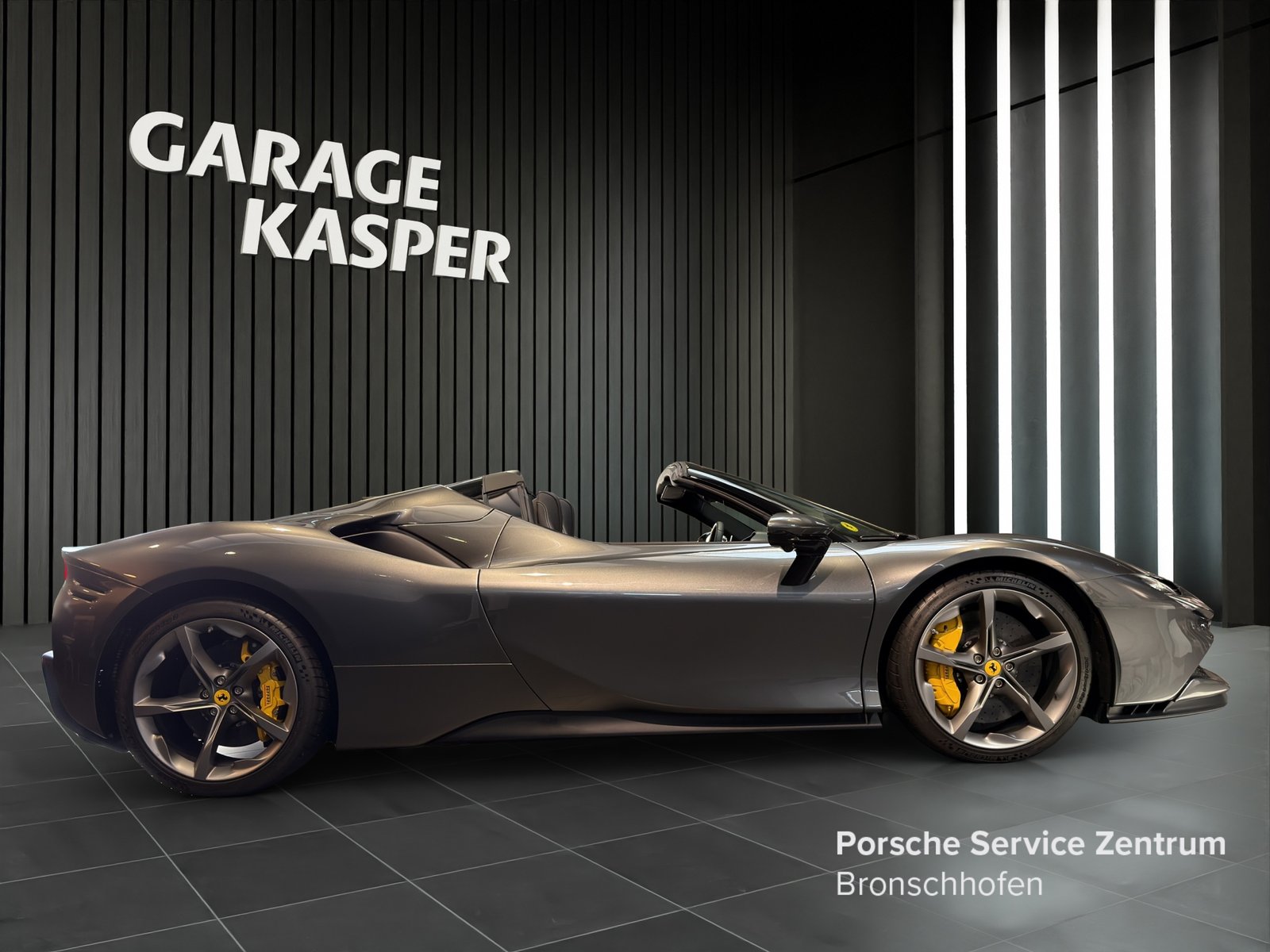 FERRARI SF 90 Spider, Hybride Rechargeable Essence/Électricité, Occasion / Utilisé, Automatique - 6