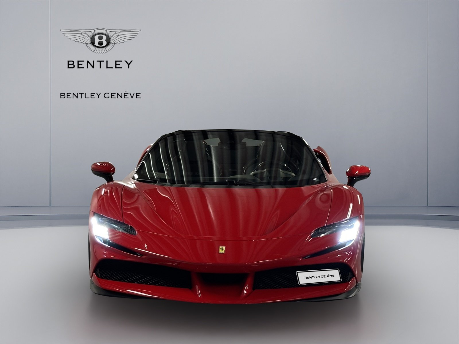 FERRARI SF90 Spider, Plug-in-Hybrid Benzin/Elektro, Occasion / Gebraucht, Automatik - 2
