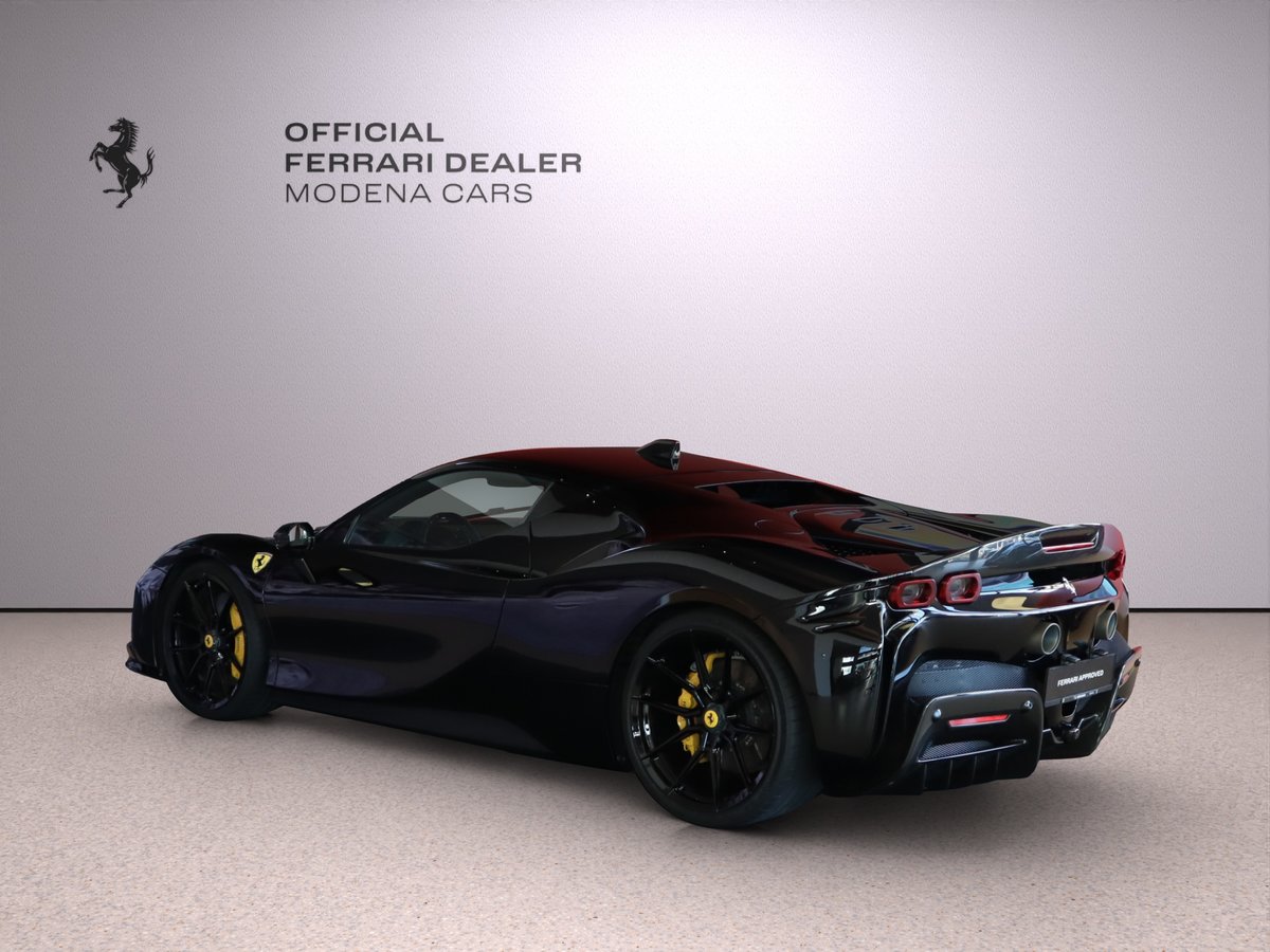 FERRARI SF90 Stradale ASSETTO FIORANO, Plug-in-Hybrid Benzin/Elektro, Occasion / Gebraucht, Automatik - 6